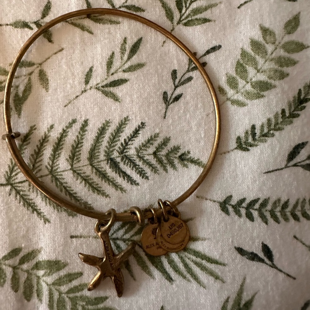 Starfish bracelet